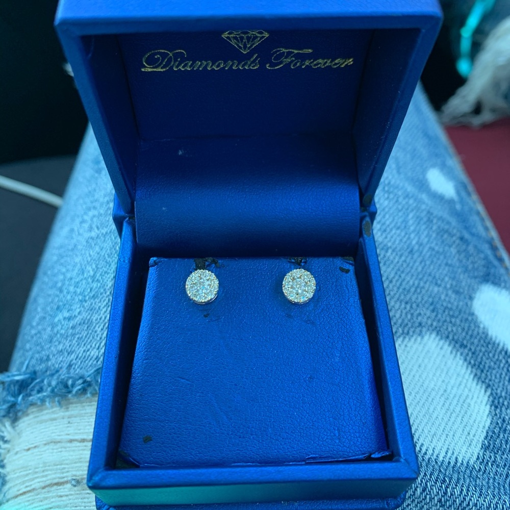 Diamond earrings